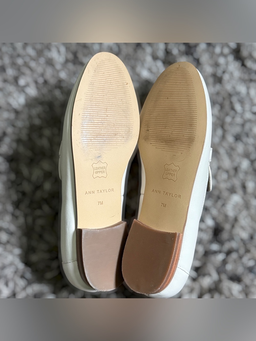 ANN TAYLOR Cream Leather Loafers with Gold-Tone Bit Size 7 Women - Picture 8 of 12